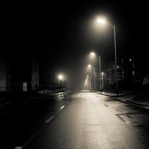 玩弄亲女裸睡的小嫩苞高清
